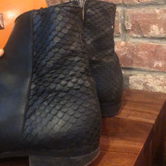 Vintage Italian Vera Gomma boots - Picture 2 of 6